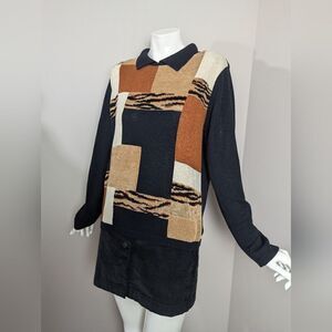 Vintage polo sweater with animal print. Alfred dinner sweater tiger print sz s